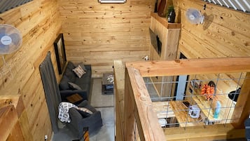 Fernseher, Kamin