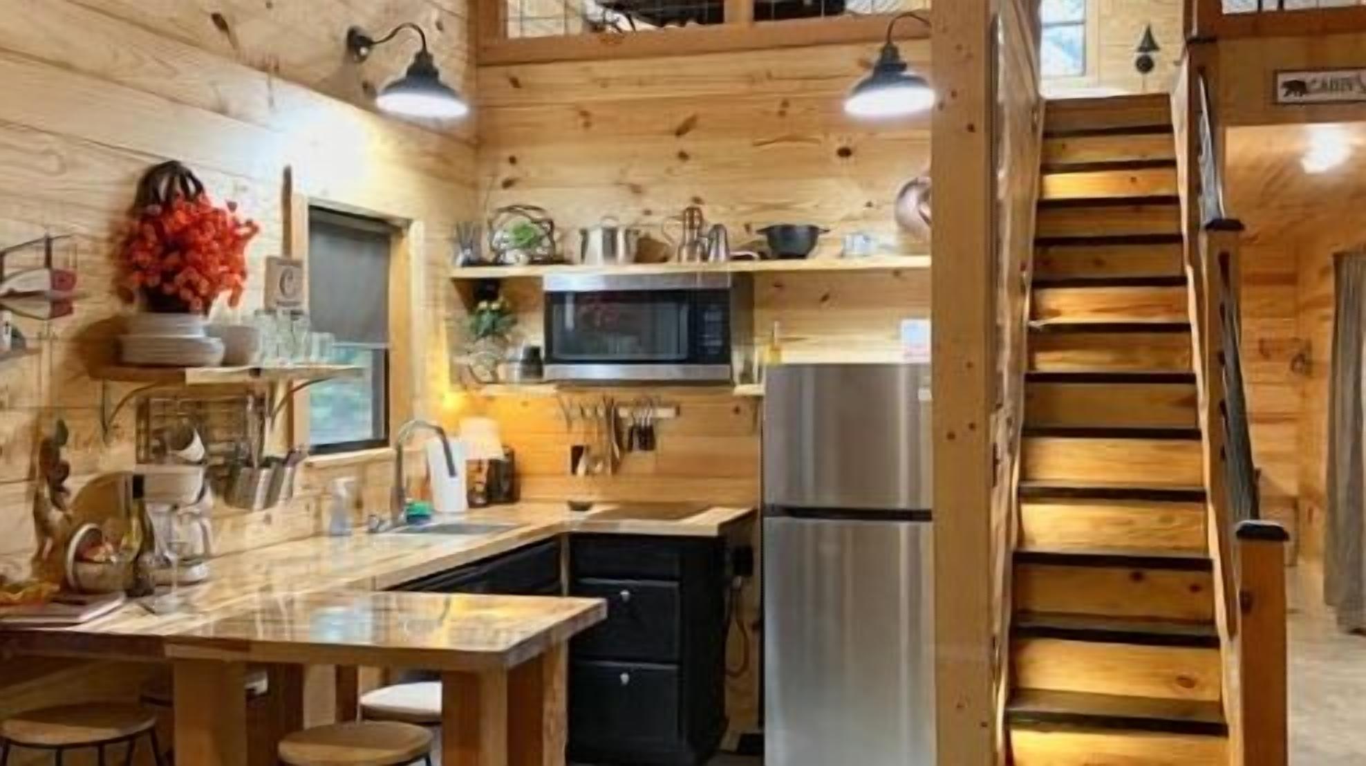 Fridge, microwave, dishwasher, coffee/tea maker