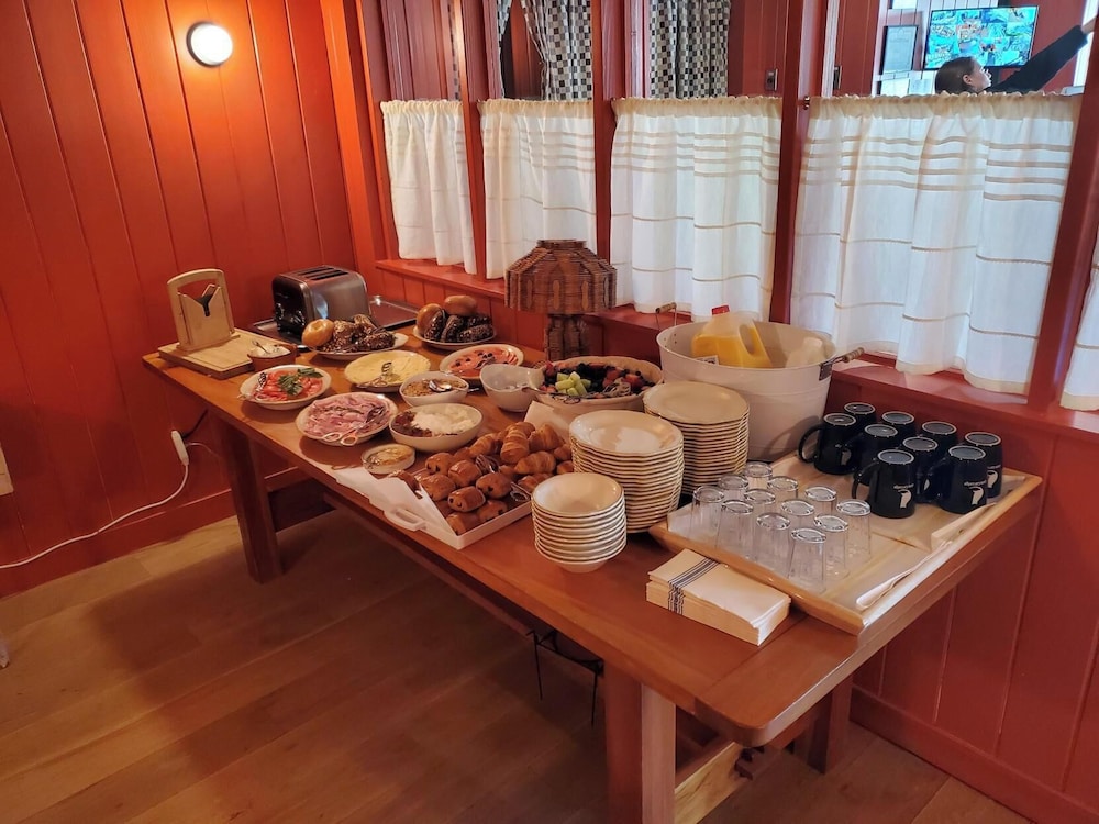 Little Cat Lodge by null