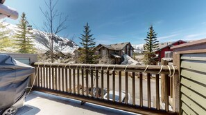 Property grounds - Snowcreek V #784 (2-Bedroom Condo) with Mountain view by RedAwning (Mammoth Lakes)