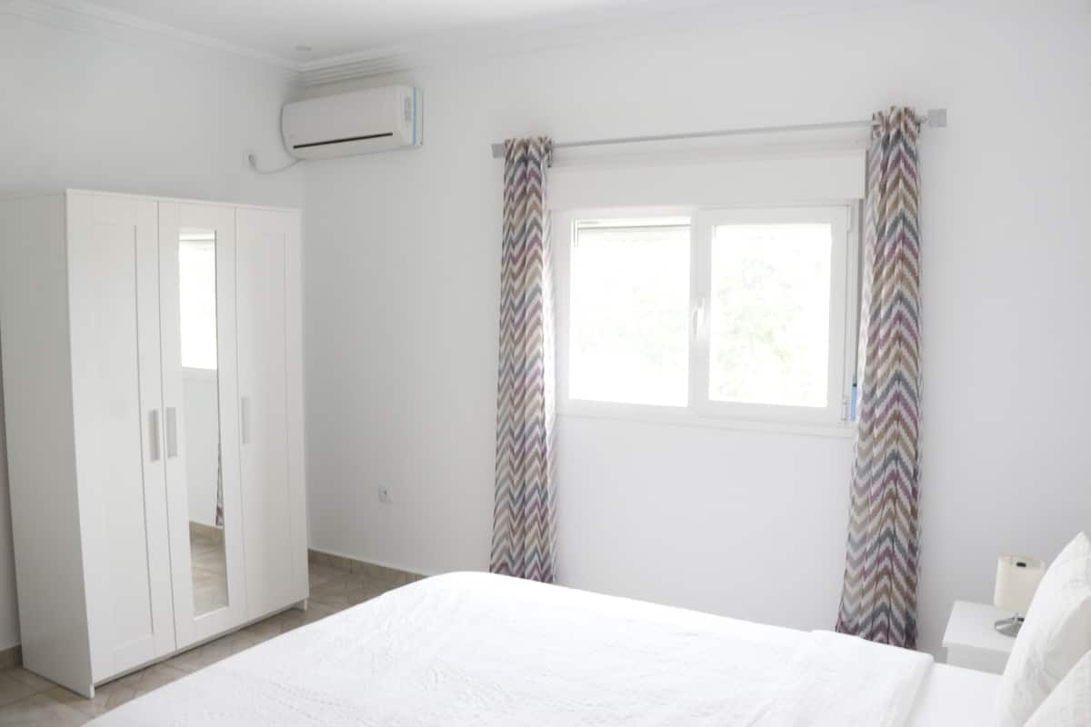 1 bedroom, laptop workspace, soundproofing, iron/ironing board