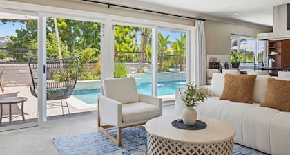 Luxury 6BR Villa with Pool & Spa