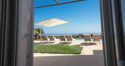TD Tenuta Donna Madia Sea View Pool Over Vineyard