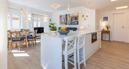 Gia's Homes Cascais by LovelyStay