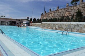 Pool - Beautiful 2 bedroom apartment (Canarias)