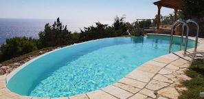 Piscina a l'aire lliure