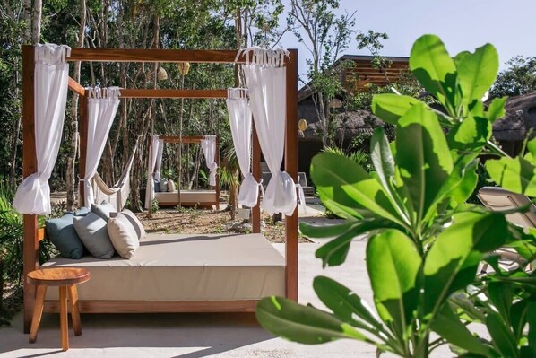 Property grounds - 1BR Pool in LOSANTOS (Tulum)