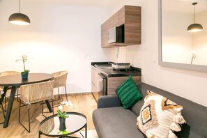 Fernseher, Arbeitsbereiche