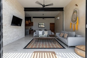 تلفزيون، مكتب