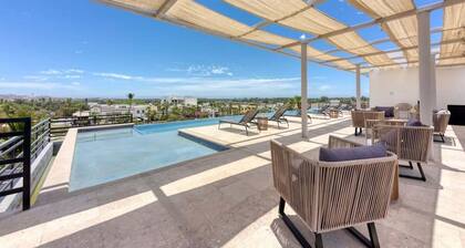 1BR Rooftop & Pool in Cardinal