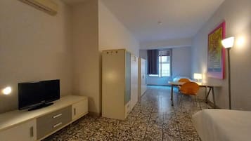 2 camere, ferro/asse da stiro, Wi-Fi gratuito, lenzuola