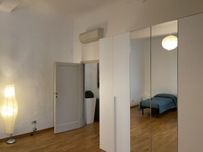 3 habitaciones, tabla de planchar con plancha y wifi gratis 