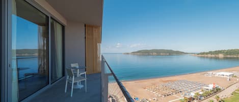 Superior Apartment | 1 bedroom, in-room safe, soundproofing, free WiFi