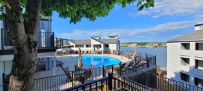 Pool - Bridgepointe Condo - Two Bedroom Apartment, Sleeps 6 (Osage Beach)