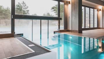 Innenpool, Außenpool