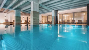 Indoor pool, outdoor pool