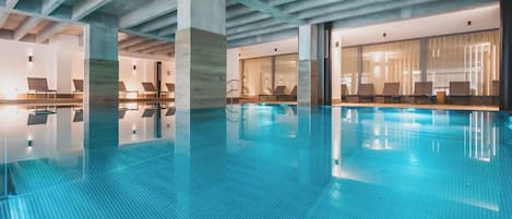 Indoor pool, outdoor pool