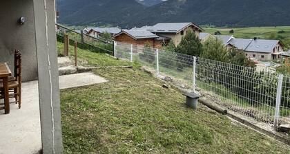 Exceptionnel T2 spacieux vue sur montagne