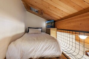1 bedroom, desk, iron/ironing board, travel cot
