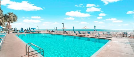 室外游泳池,恒温泳池