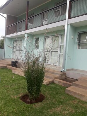 Property grounds - Masane Lodge (Rustenburg)