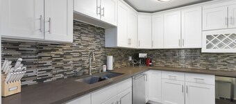 Epicurean remodel in central location