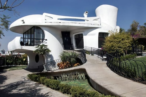 Casa las Maravillas, hermosos jardines y alberca