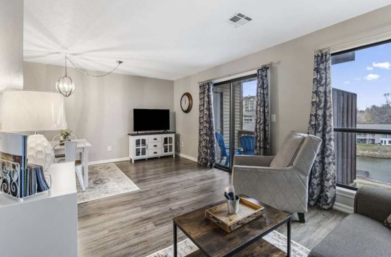 Updated Condo In Branson W/ Golf Course View, Sleeps 1-4 - 미주리