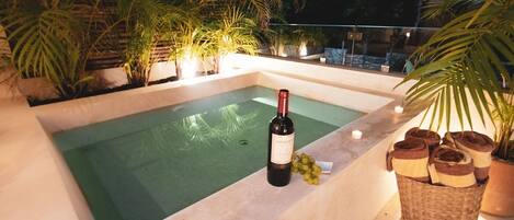 المنطقة المحيطة بالمنشأة