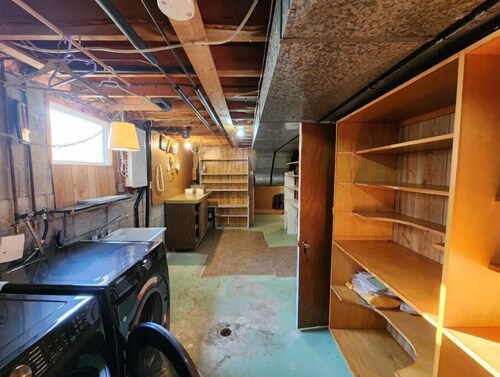 An Executive Side-Split Brick & Stone Home on a Large Corner Lot in Trenton.