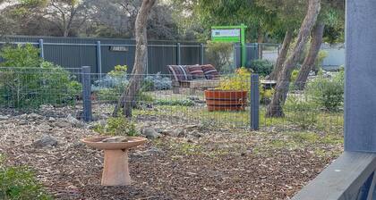 Just for 2 - a fantastic apartment - Perfect Coffin Bay base for one or two guests