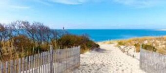 Chalet by the Bay Charming Beach Getaway