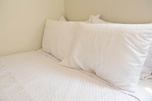 2 bedrooms
