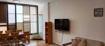 2 bedrooms Apartment, clean, neat and cozy in Rishon LeZion center!
