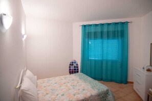 2 Schlafzimmer, Bügeleisen/Bügelbrett, Reisekinderbett, kostenloses WLAN