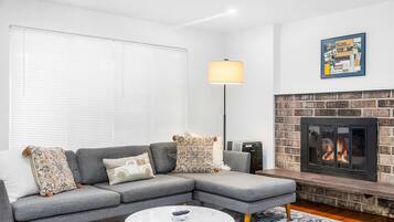 Classic Apartment | Living area | TV