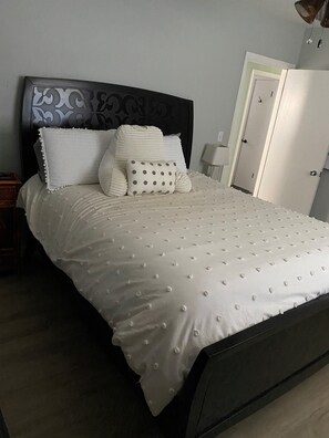 3 Schlafzimmer, Bügeleisen/Bügelbrett, WLAN, Bettwäsche