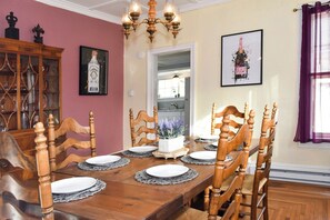 Dining - Walk to State Park | Hot Tub+Game Room | Wineries (Watkins Glen)