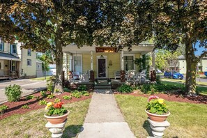 Exterior - Walk to State Park | Hot Tub+Game Room | Wineries (Watkins Glen)