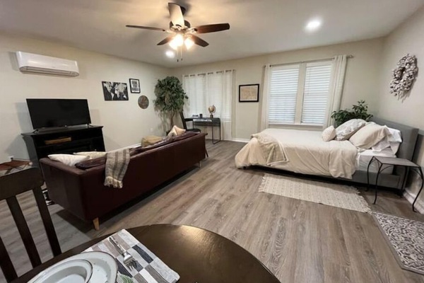 1 dormitori, escriptori, wifi i roba de llit