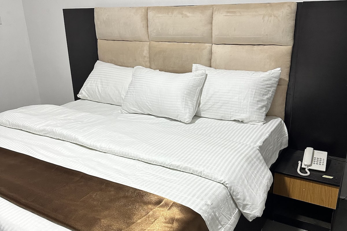 1 habitación, wifi gratis y ropa de cama