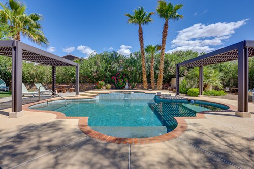 Idyllic Las Vegas Oasis w/ Outdoor Pool!