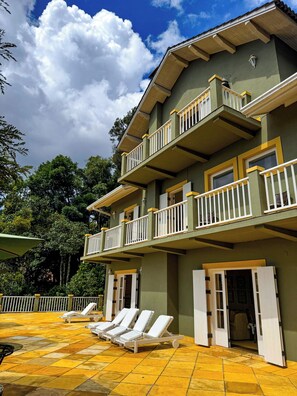 Façana frontal de l'allotjament