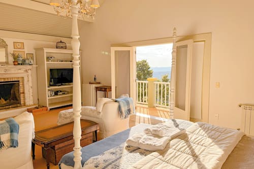 Luxury Room, Jetted Tub