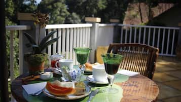 Desayuno buffet incluido todos los días