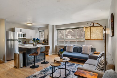Luxury Living in the Heart of Capitol Hill - Gorgeous Flat wt Paid Parking Avlb