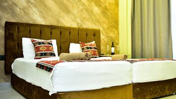 Quarto luxo | 1 quarto, roupas de cama antialérgicas, escrivaninha