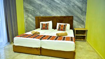 Bộ đồ giường kháng dị ứng, bàn, phòng cách âm