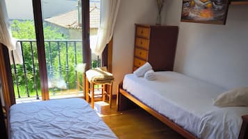 2 quartos, escrivaninha, Wi-Fi de cortesia, roupa de cama