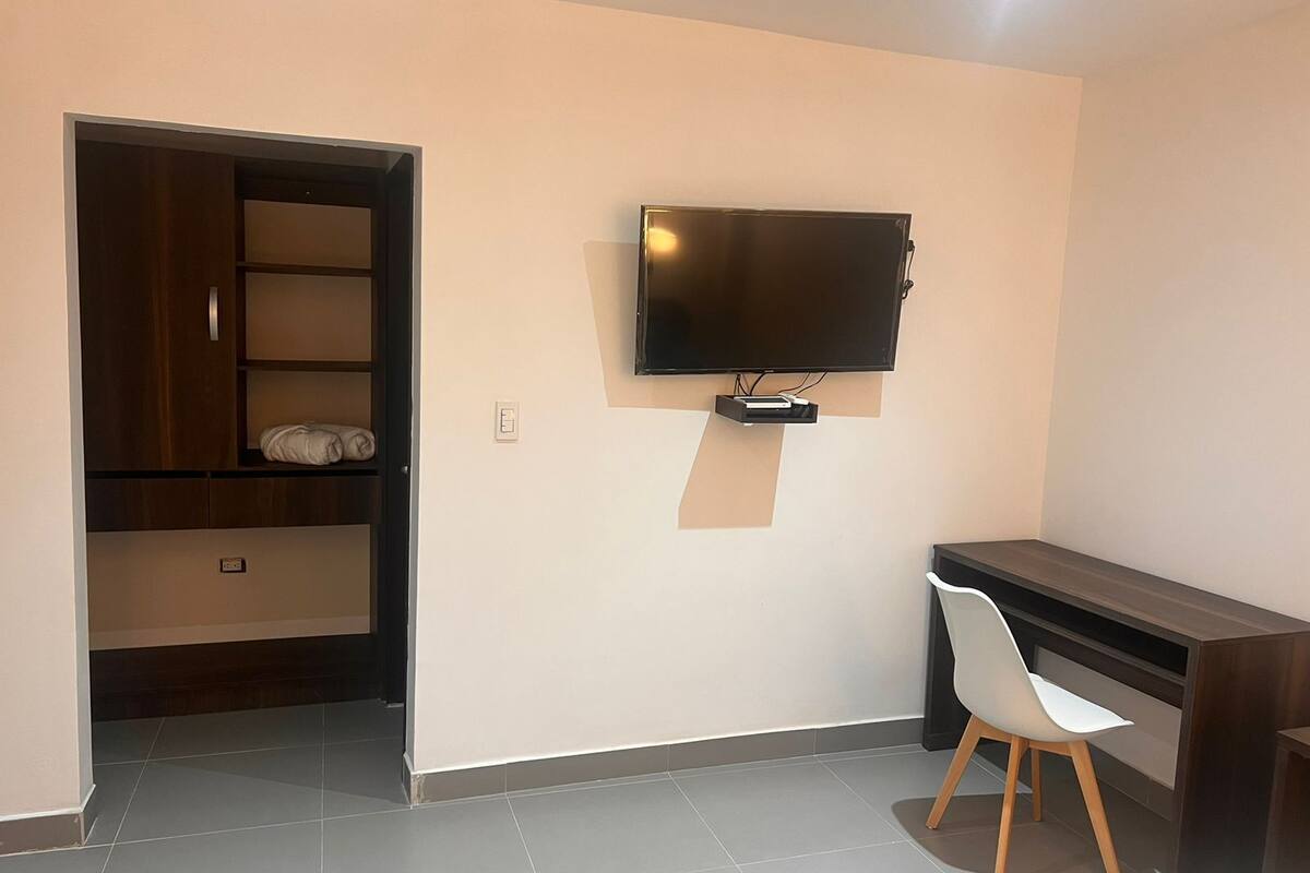 standard room | premium bedding, down duvets, minibar, in-room safe